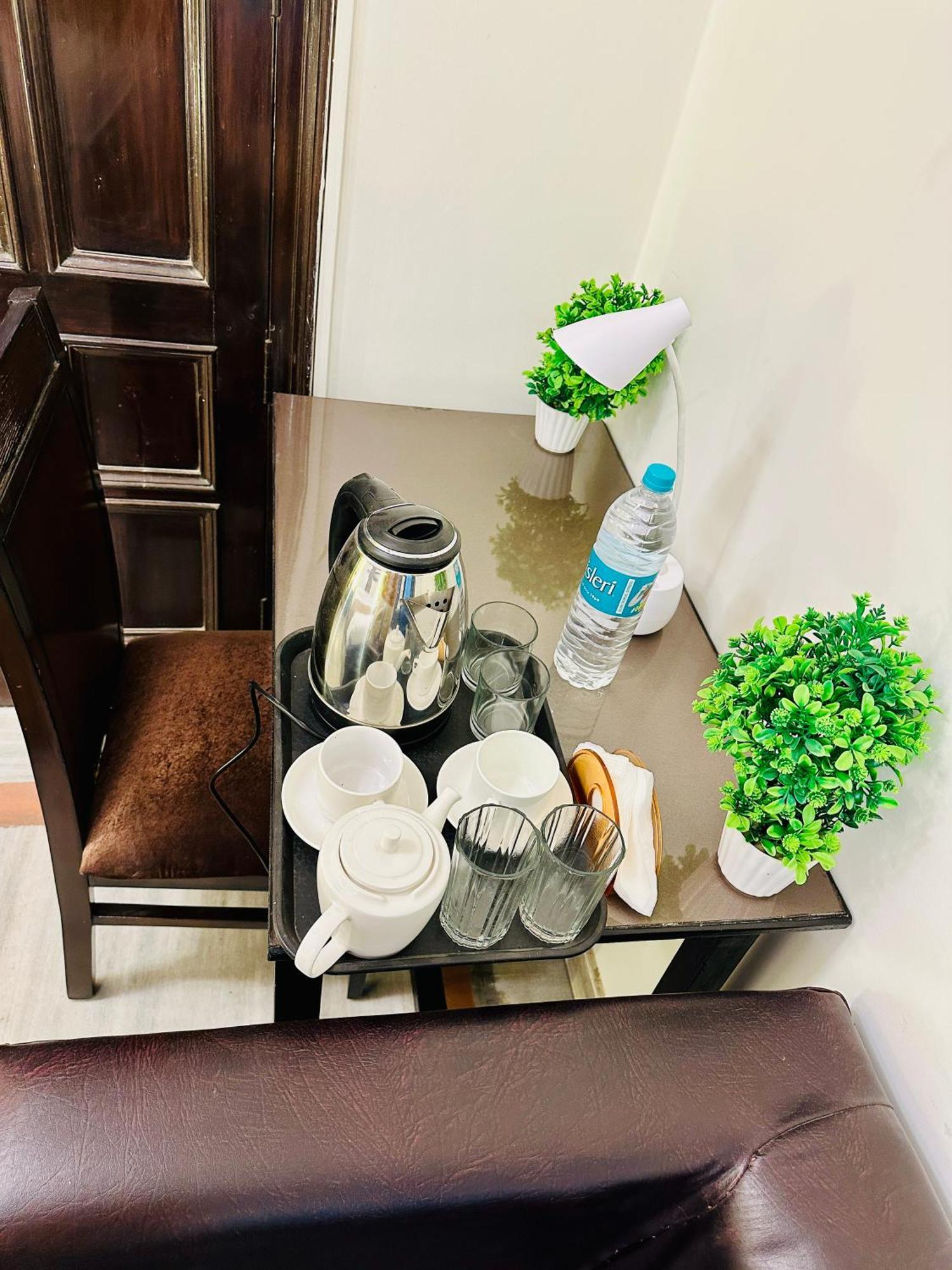 The White Scent-Near Noida Sector 18 Metro酒店 外观 照片