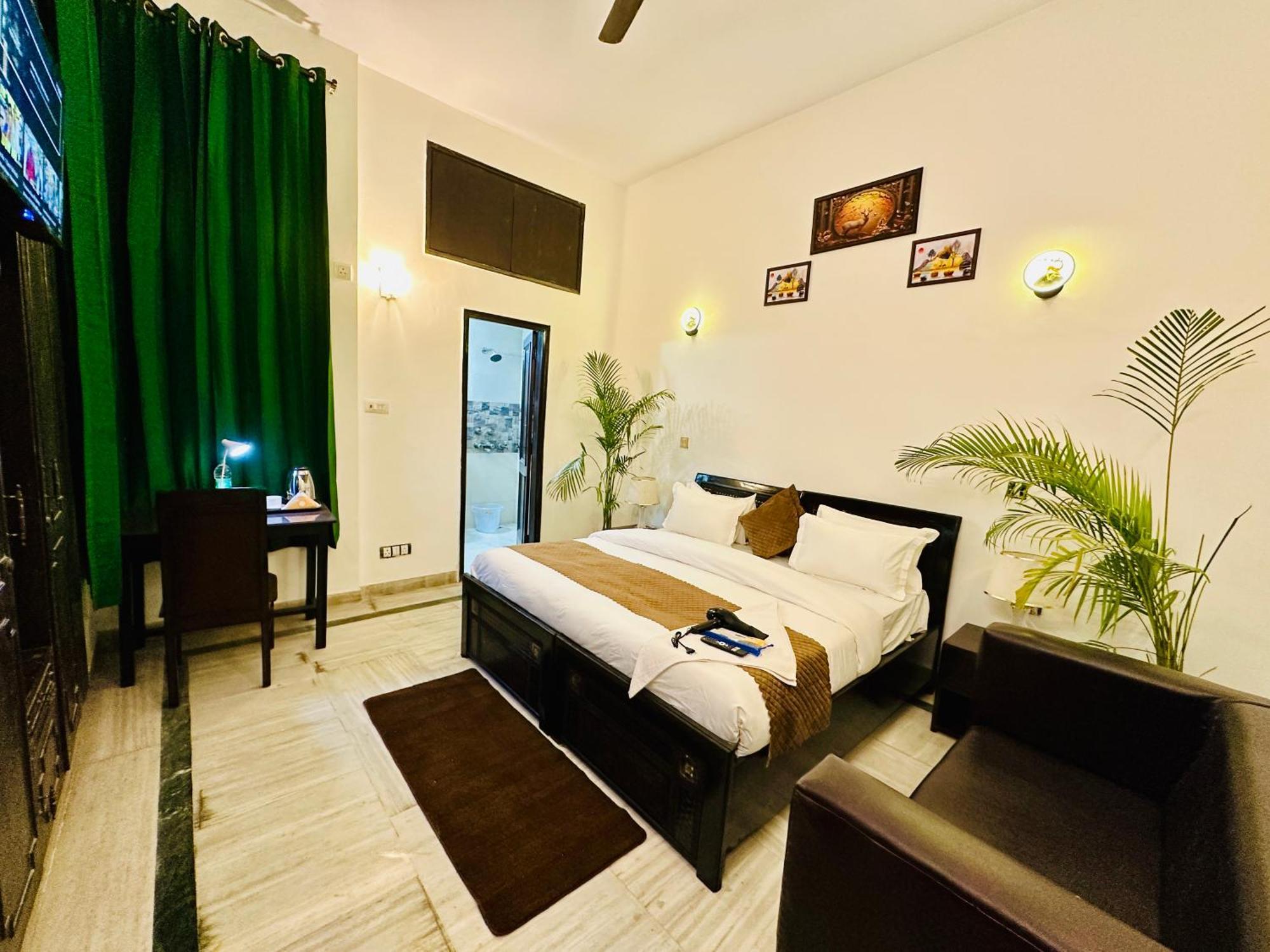 The White Scent-Near Noida Sector 18 Metro酒店 外观 照片