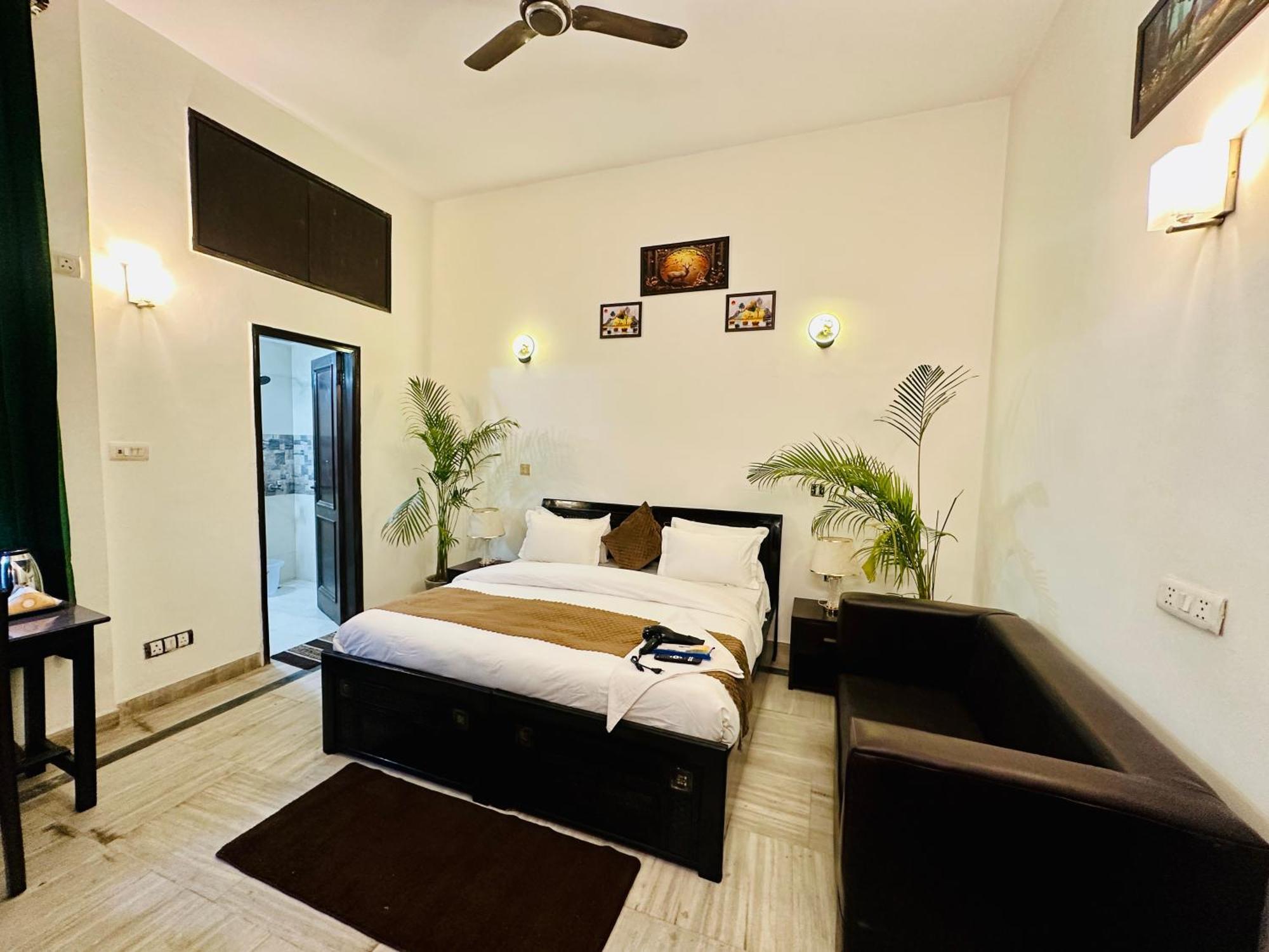 The White Scent-Near Noida Sector 18 Metro酒店 外观 照片