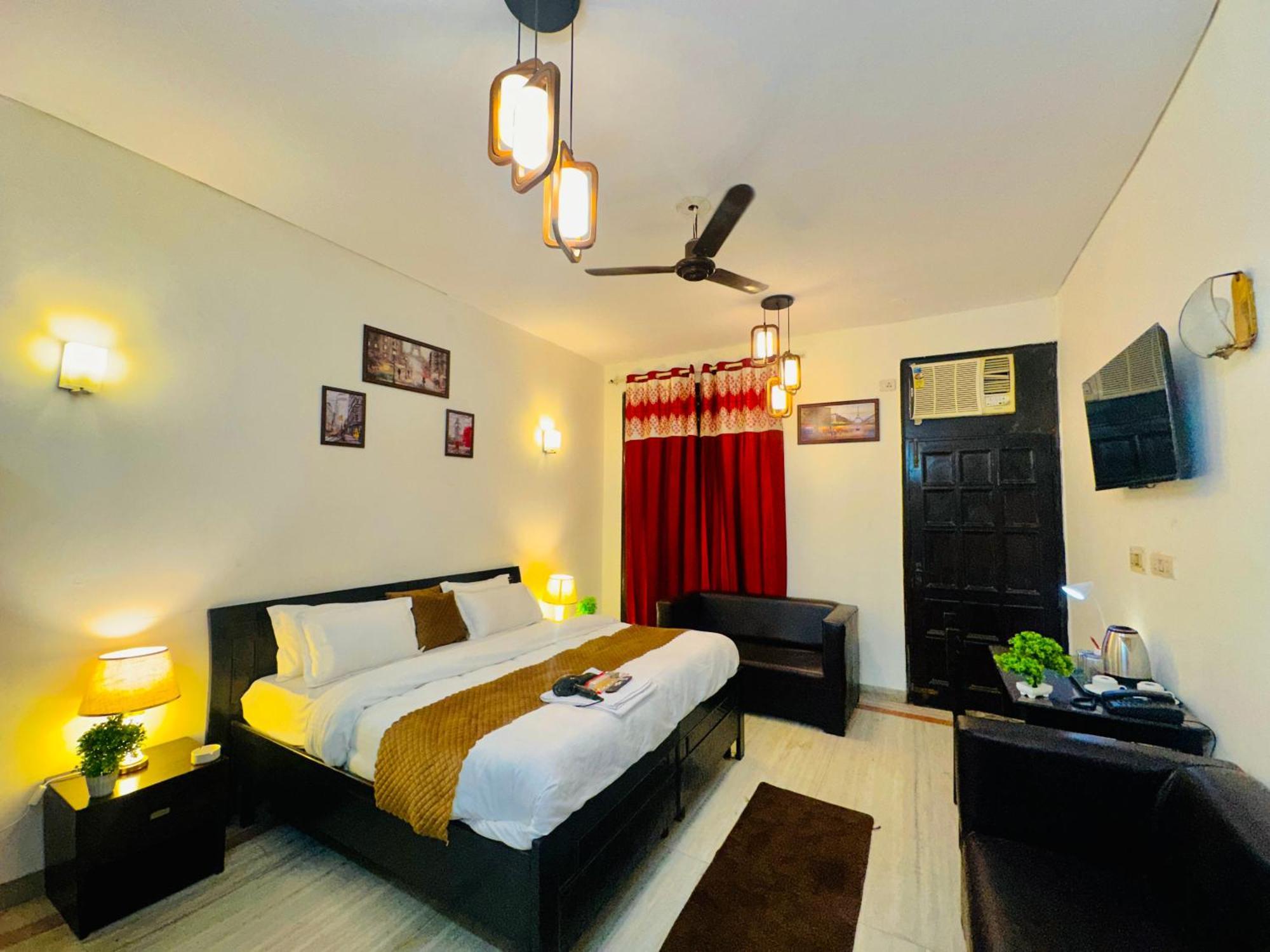 The White Scent-Near Noida Sector 18 Metro酒店 外观 照片