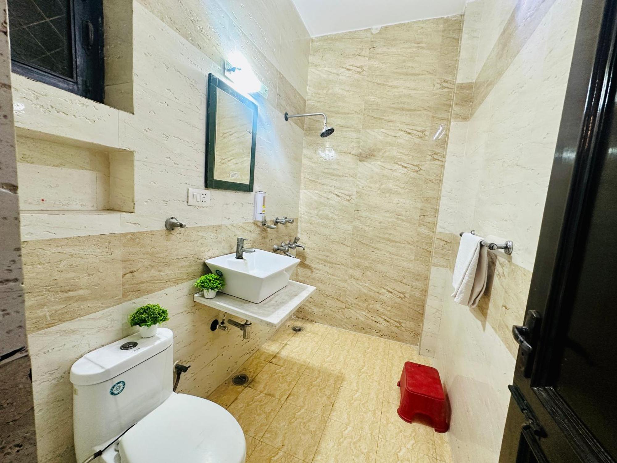The White Scent-Near Noida Sector 18 Metro酒店 外观 照片